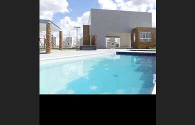 Imagem: A casa em condomínio possui 2 Dormitórios, 1 Banheiro, 2 Vagas