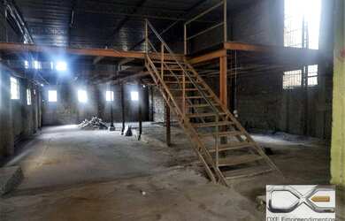 Imagem: O depósito possui 400m² de Área e está localizado em Jardim