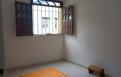 Imagem 9: Alugo Casa no Rio Vermelho na rua Osvaldo Cruz