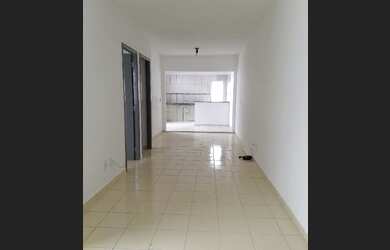 Imagem: A casa em condomínio possui 3 Dormitórios, 2 Banheiros, 2