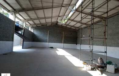 Imagem 5: Galpão INDUSTRIAL Santana de Parnaíba - SP - Recanto Sombra do Ipê