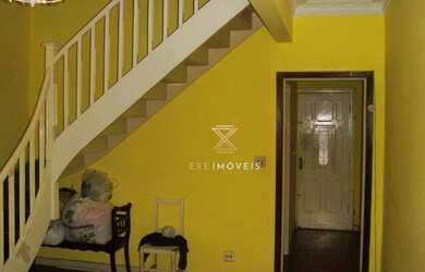 Imagem: O depósito possui 1 Vaga na garagem, 130m² de Área e está