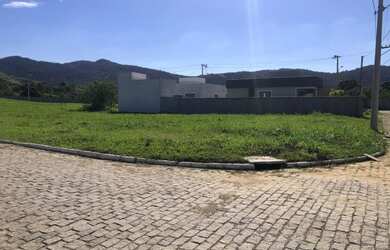 Imagem 1: Lote/Terreno para venda tem 240 metros quadrados em Centro - Maricá -...