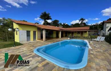 Imagem: A fazenda possui 1.370m² de Área e está localizado em Área