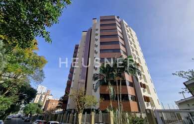 Imagem: O apartamento possui 3 Dormitórios, 4 Banheiros, 2 Vagas na