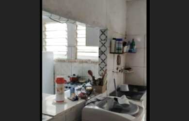 Imagem: A casa à venda possui 2 Dormitórios, 1 Banheiro e 48m² de