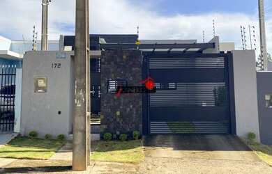 Imagem: A casa possui 2 Dormitórios, 3 Banheiros, 1 Vaga na garagem