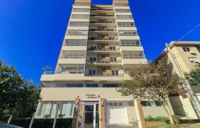 Imagem: O apartamento possui 3 Dormitórios, 1 Banheiro, 2 Vagas na