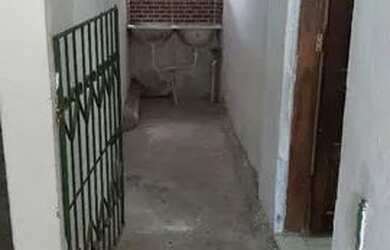 Imagem: A casa em condomínio possui 1 Dormitório, 1 Banheiro e está