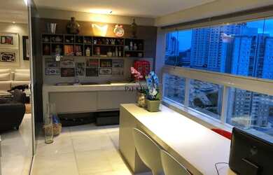 Imagem: O apartamento possui 4 Dormitórios, 5 Banheiros, 5 Vagas na