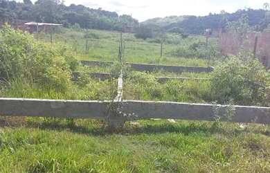 Imagem: O terreno possui 300m² de Área e está localizado em Parque