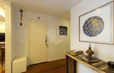 Imagem: O apartamento possui 4 Dormitórios, 3 Banheiros, 1 Vaga na