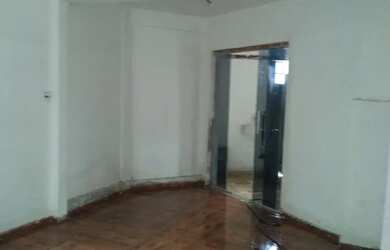 Imagem 2: Vendo ou troco por carro uma casa no bairro quinta são José Ypê amarelo