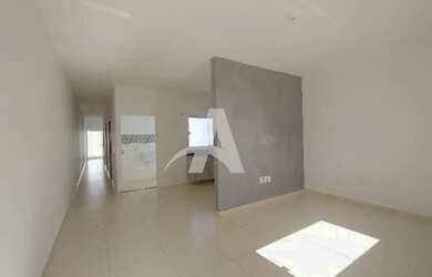 Imagem: A casa possui 2 Dormitórios, 2 Banheiros, 1 Vaga na garagem