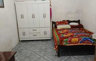 Imagem: A casa possui 2 Dormitórios, 1 Banheiro e está localizado