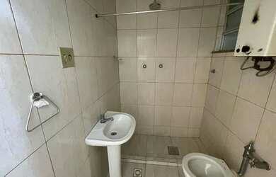 Imagem 13: CONJUGADO, 03 quadras da praia, metrô, andar alto, fundos silencioso