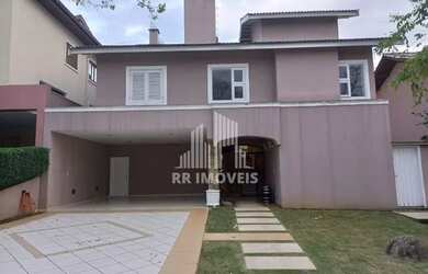 Imagem: A casa em condomínio possui 4 Dormitórios, 4 Banheiros, 4