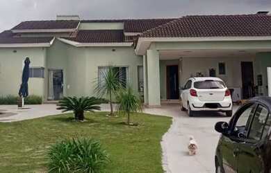 Imagem: A casa em condomínio possui 3 Dormitórios, 4 Banheiros, 5