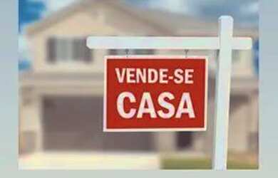 Imagem: A casa possui 5 Dormitórios, 4 Banheiros, 1 Vaga na garagem