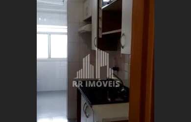 Imagem: O apartamento possui 2 Dormitórios, 2 Banheiros, 2 Vagas na