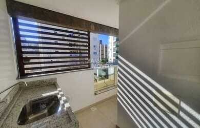 Imagem: O apartamento possui 2 Dormitórios, 3 Banheiros, 1 Vaga na