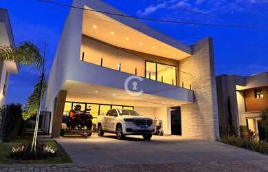 Imagem: A casa em condomínio possui 4 Dormitórios, 5 Banheiros, 5