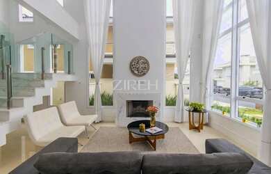 Imagem 2: CASA EM CONDOMÍNIO À VENDA COM 4 SUÍTES EM SANTA FELICIDADE