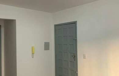 Imagem 5: 01 dormitório, na João Alfredo, Cidade Baixa, com 36 m2, 01 lance de escada