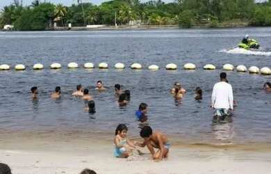 Imagem 4: Casa com 3 dormitórios para alugar, 600 m² por R$ 5.800,00/mês - Barra do Jacuípe - Camaça