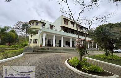 Imagem: O apartamento à venda possui 1 Dormitório, 1 Banheiro, 1 Vaga