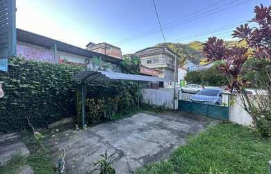 Imagem 2: Casa no Mosela Beira de Rua 100% Plana
