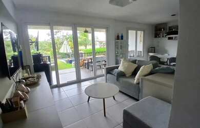 Imagem: A casa em condomínio possui 3 Dormitórios, 1 Banheiro, 1 Vaga