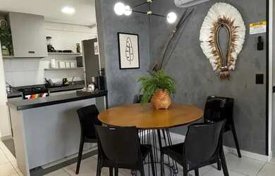 Imagem: O apartamento possui 3 Dormitórios, 2 Banheiros, 2 Vagas na