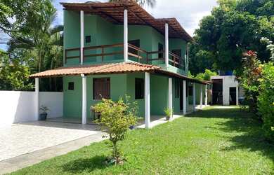 Imagem: A casa em condomínio possui 4 Dormitórios, 5 Banheiros, 360m²