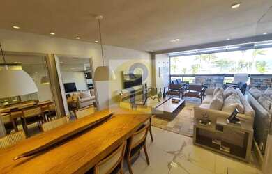 Imagem 8: Localizado na Av Lucio Costa, excelente apartamento em lâmina , com uma...