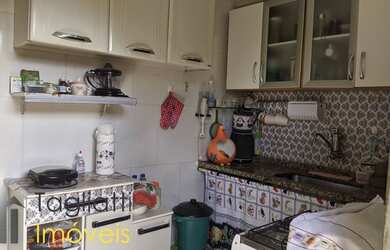 Imagem 8: DUAS CASAS EM UM TERRENO NO BAIRRO XV DE NOVEMBRO EM ARARUAMA