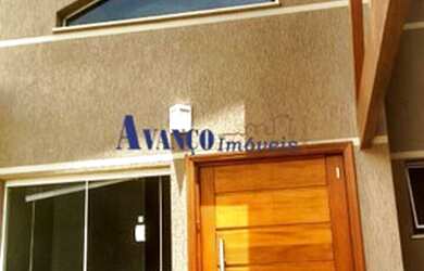 Imagem: A casa possui 3 Dormitórios, 4 Banheiros, 3 Vagas na garagem