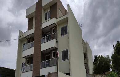 Imagem: O apartamento possui 3 Dormitórios, 1 Banheiro, 2 Vagas na