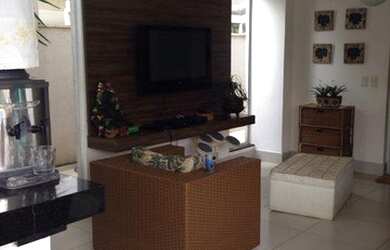 Imagem: A casa em condomínio à venda possui 5 Dormitórios, 5 Banheiros