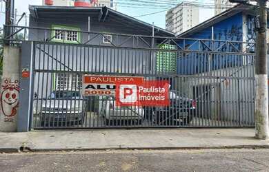 Imagem: O depósito possui 3 Vagas na garagem e 480m² de Área e está