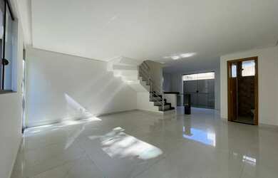 Imagem 13: Casa com 3 Quartos à Venda, 118 m² por R$ 550.000 no Bairro Itapoã