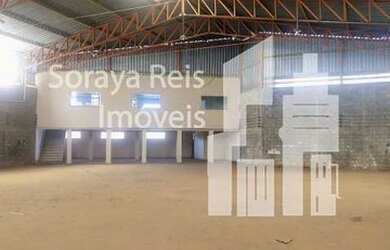 Imagem: O depósito possui 5 Vagas na garagem, 750m² de Área e está