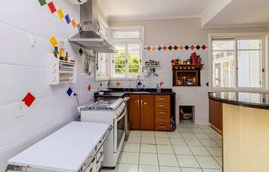 Imagem 8: Casa em Vila Ipiranga. Lareira, 2 Vagas na garageme3 Dormitórios