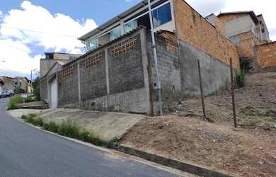 Imagem 2: Lote/Terreno para venda tem 200 metros quadrados Diamante