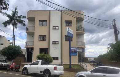 Imagem: A kitnet possui 1 Dormitório, 1 Banheiro, 1 Vaga na garagem