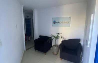 Imagem 11: Galpão/Depósito/Armazém para aluguel possui 650 metros quadrados em...