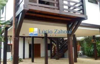 Imagem: A casa possui 5 Dormitórios, 5 Banheiros, 5 Vagas na garagem