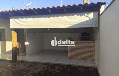 Imagem 1: Casa com 3 dormitórios, 200 m² - venda por R$ 560.000,00 ou aluguel...