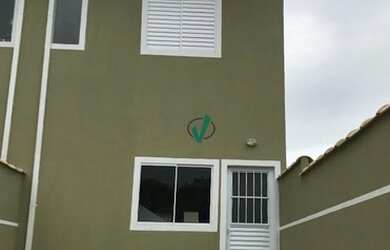 Imagem: A casa possui 2 Dormitórios, 2 Banheiros, 1 Vaga na garagem