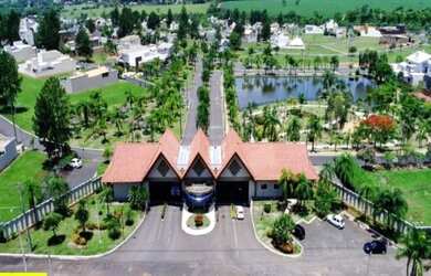 Imagem: A casa em condomínio possui 3 Dormitórios, 5 Banheiros, 4